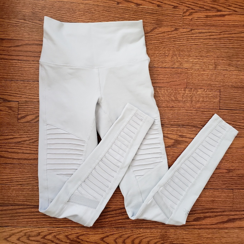 🚫SOLD🚫 Alo Yoga Moto Leggings